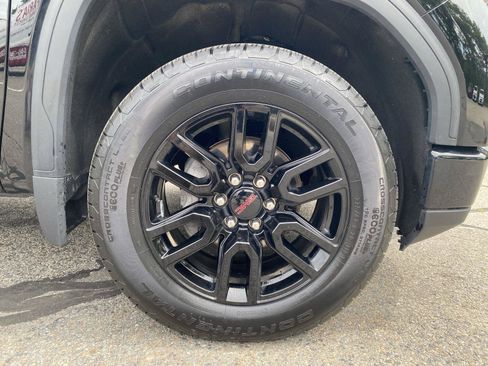 Used 2024 GMC Sierra 1500 Elevation AWD/4WD image 12