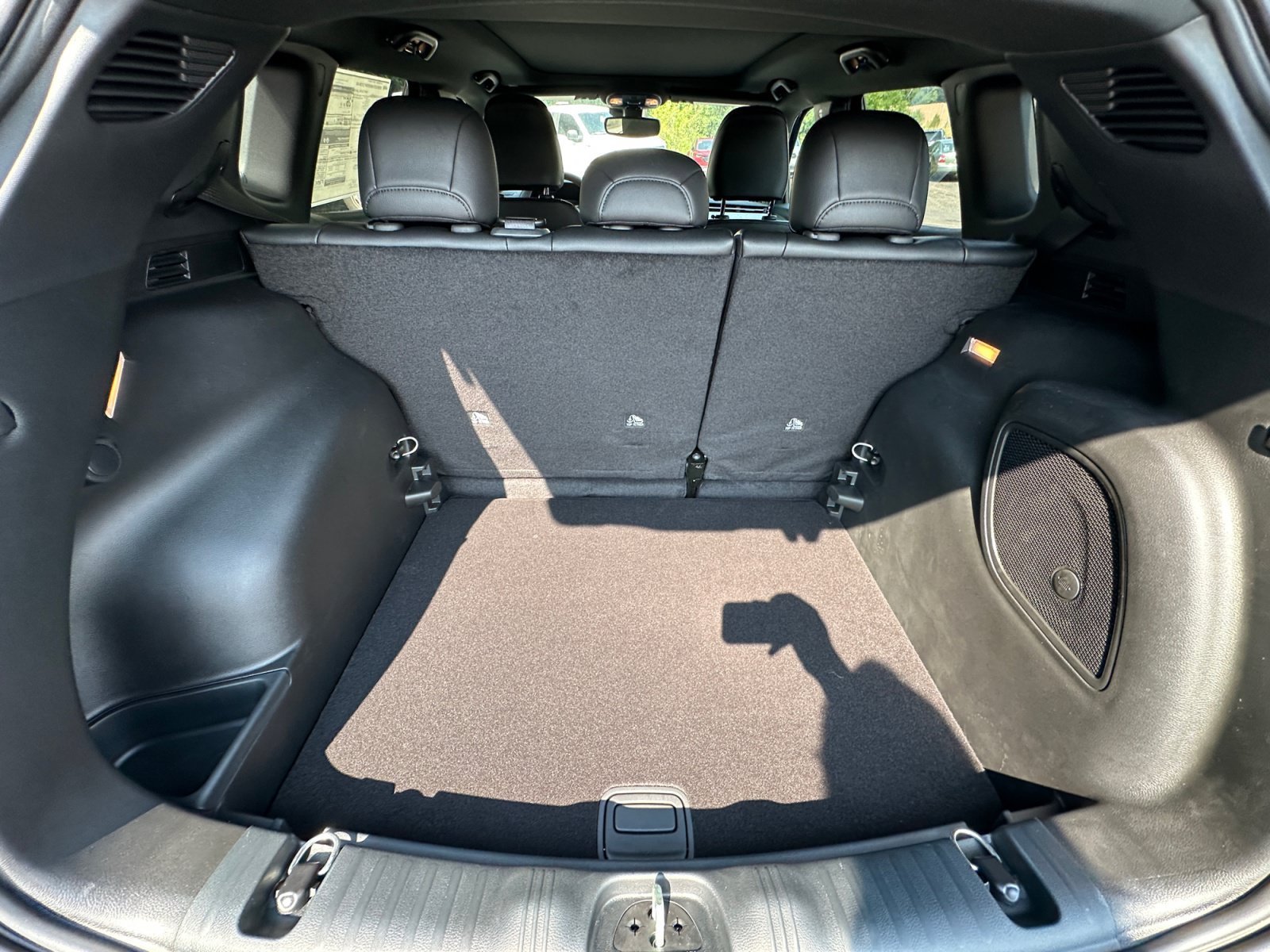 New 2026 Jeep Compass Latitude AWD/4WD image 38