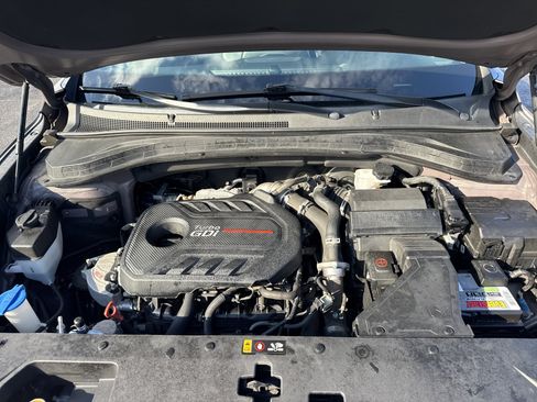 Used 2019 Hyundai Santa Fe Limited image 10