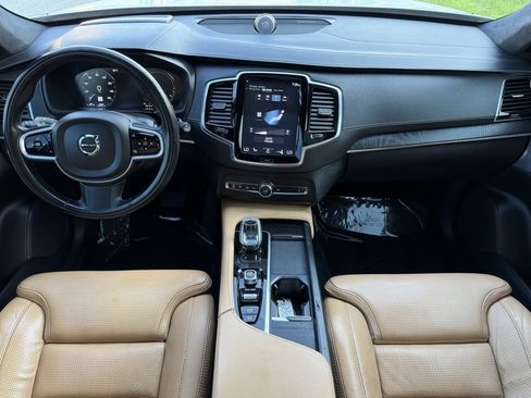 Used 2021 Volvo XC90 T8 Inscription w/ Protection Package Premier image 28