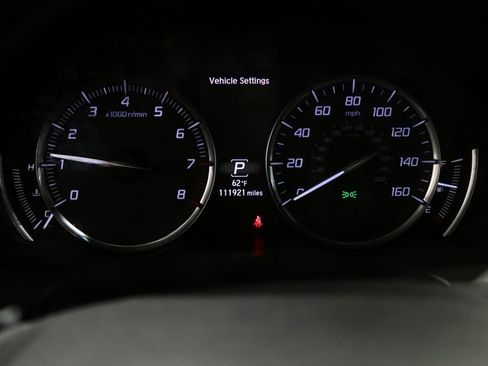 Used 2016 Acura TLX w/ Technology Package image 2