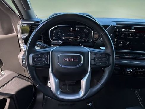 Used 2025 GMC Sierra 1500 SLT image 36