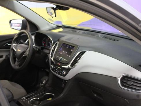 Used 2023 Chevrolet Equinox LS FWD image 12
