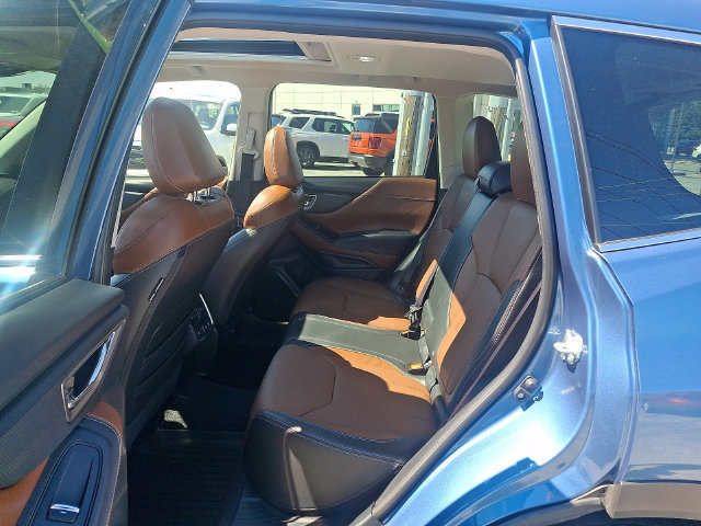 Used 2023 Subaru Forester Touring AWD/4WD image 13