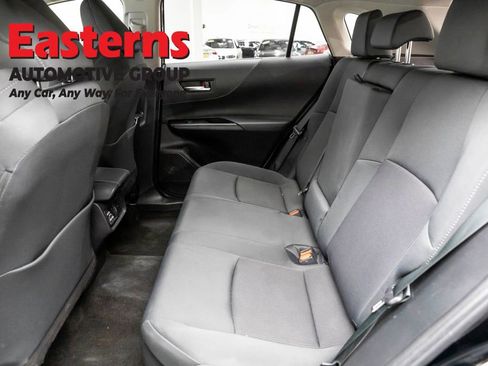 Used 2022 Toyota Venza LE AWD/4WD image 21