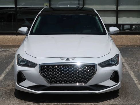 Used 2019 Genesis G70 3.3T Advanced w/ Prestige Package RWD image 4