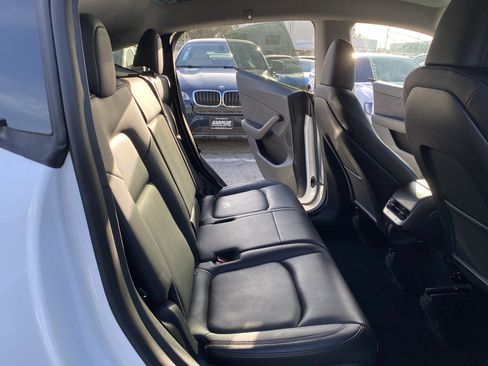 Used 2023 Tesla Model Y Long Range image 25