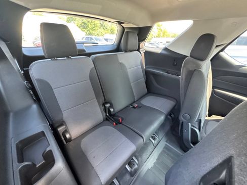 Used 2019 Chevrolet Traverse LT FWD image 29