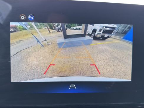 Certified 2026 Chevrolet Equinox LT FWD image 29