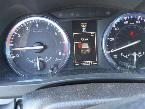 Used 2014 Toyota Highlander Limited image 8