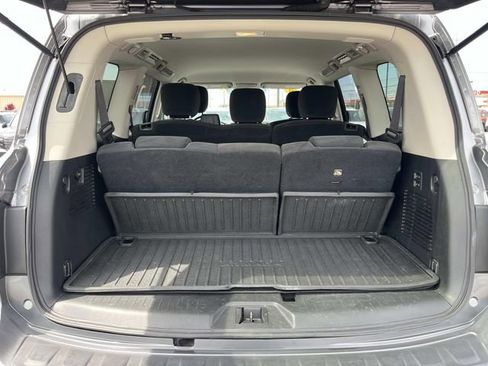 Used 2019 Nissan Armada SV w/ Driver Package RWD image 11