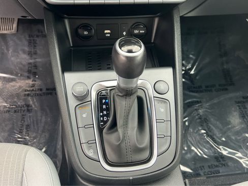 Certified 2022 Hyundai Kona SEL w/ Convenience Package image 33