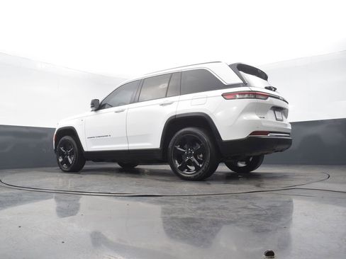 Used 2023 Jeep Grand Cherokee 4WD 4xe w/ Luxury Tech Group II image 54