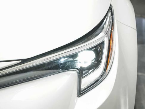 Certified 2023 Toyota Corolla SE image 8