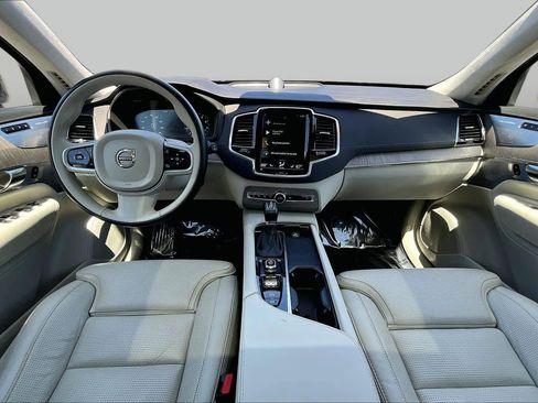 Used 2021 Volvo XC90 T6 Inscription w/ Lounge Package AWD/4WD image 25