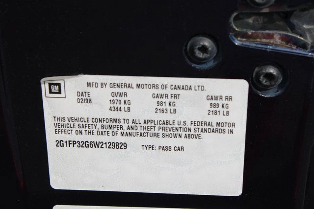 Used 1998 Chevrolet Camaro Z28 w/ Sport Appearance Pkg RWD image 30