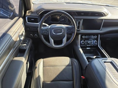 Used 2021 GMC Yukon XL Denali w/ Denali Ultimate Package image 22