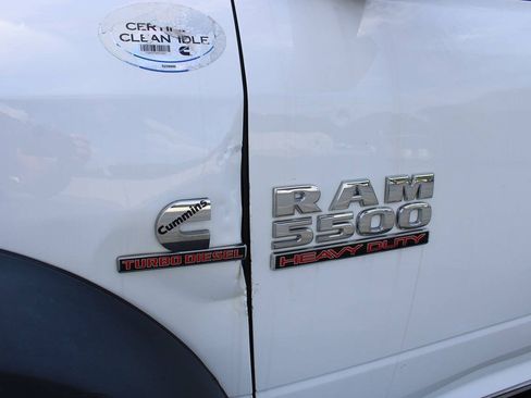 Used 2016 RAM 5500 Tradesman w/ Power & Remote Entry Group AWD/4WD image 12