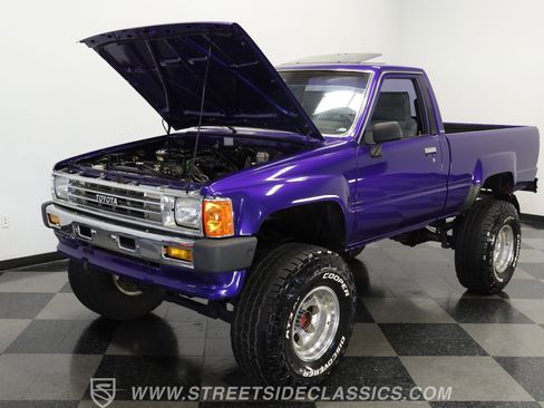 Used 1987 Toyota Pickup 4x4 Regular Cab image 29