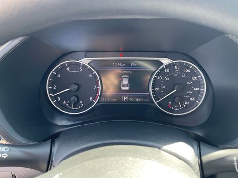 Used 2025 Nissan Sentra SV FWD image 38