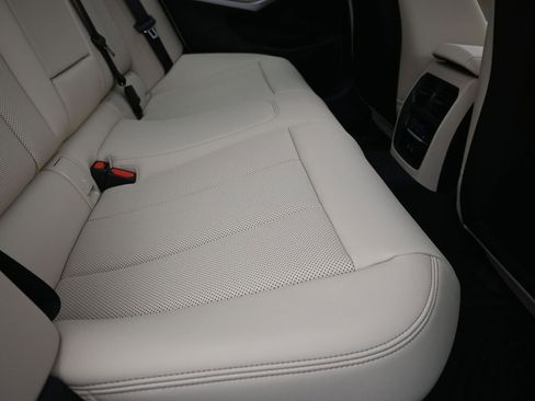 New 2026 BMW 330i Sedan w/ Premium Package RWD image 22