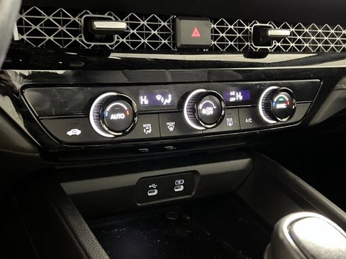 Used 2024 Honda Accord Sport image 19