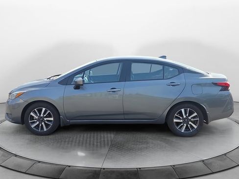 Used 2025 Nissan Versa SV w/ Trunk Package FWD image 2