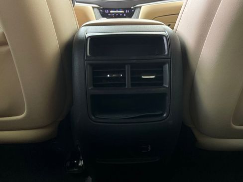 Used 2018 Cadillac XT5 Luxury w/ Driver Awareness Package image 13