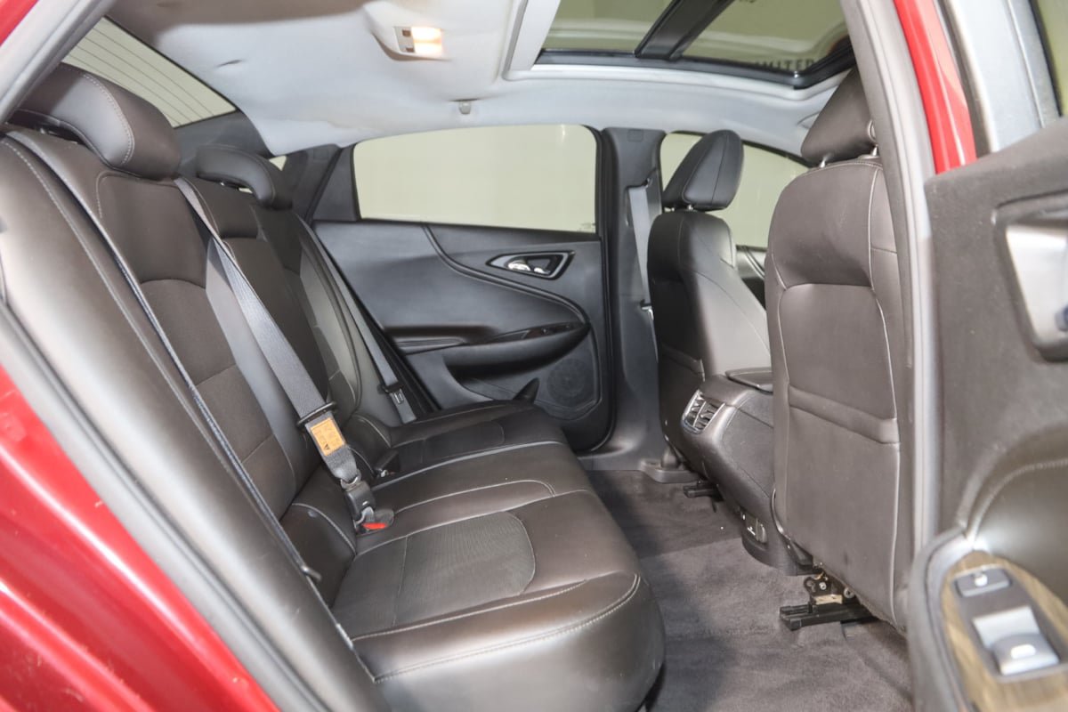Used 2020 Chevrolet Malibu Premier FWD image 14