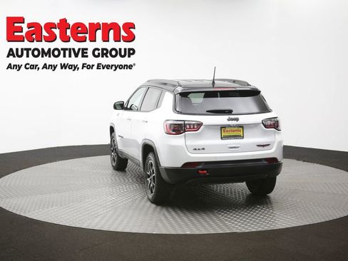 Used 2025 Jeep Compass Trailhawk AWD/4WD image 63