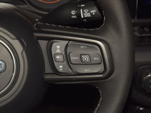 Used 2026 Jeep Gladiator Mojave AWD/4WD image 39