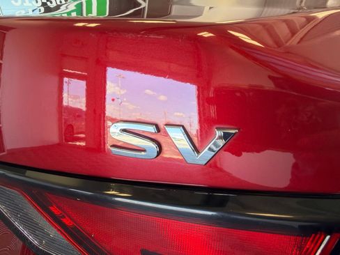 Used 2024 Nissan Sentra SV FWD image 7