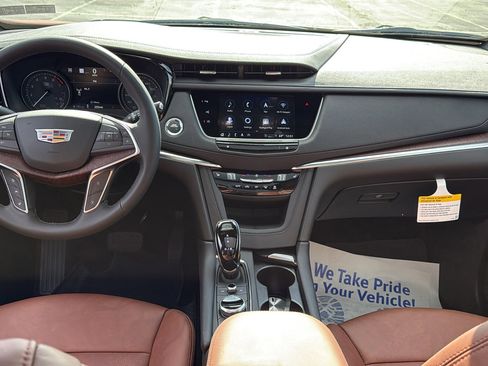 New 2025 Cadillac XT5 Premium Luxury w/ Technology Package image 9