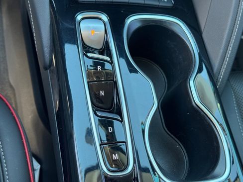 Used 2022 Buick Envision Essence w/ Technology Package II image 30