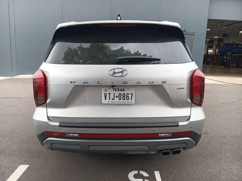 Used 2025 Hyundai Palisade SEL AWD/4WD image 3