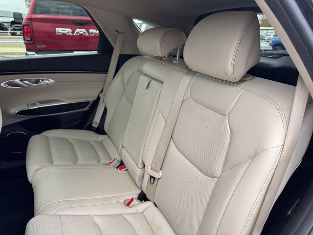 Used 2025 Genesis GV70 2.5T AWD/4WD image 12