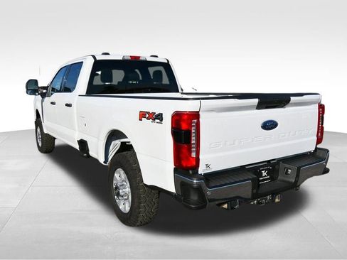 Used 2023 Ford F350 XLT w/ 360-Degree Camera Package AWD/4WD image 8