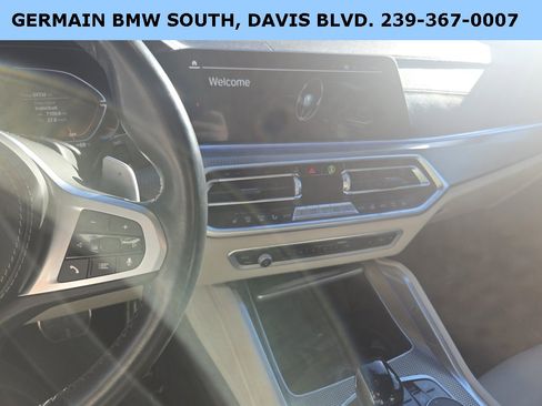 Used 2021 BMW X6 xDrive40i w/ M Sport Package image 29