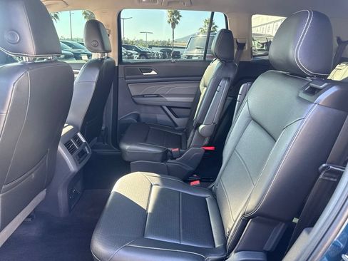 Used 2022 Volkswagen Atlas SE AWD/4WD image 16