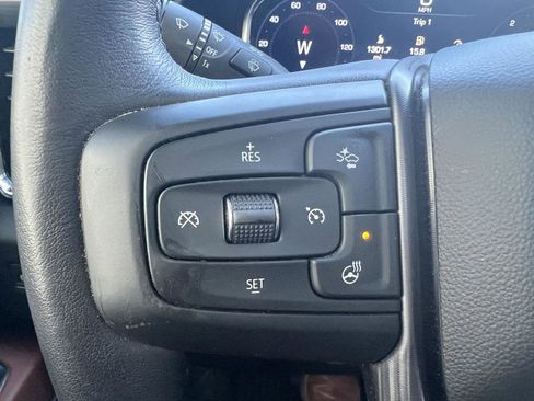 Used 2025 GMC Sierra 2500 Denali Ultimate image 15