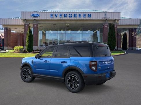 New 2025 Ford Bronco Sport Outer Banks w/ Outer Banks Tech Package+ AWD/4WD image 4