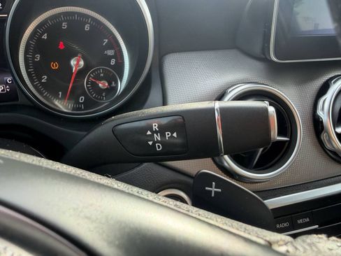 Used 2020 Mercedes-Benz GLA 250 image 35