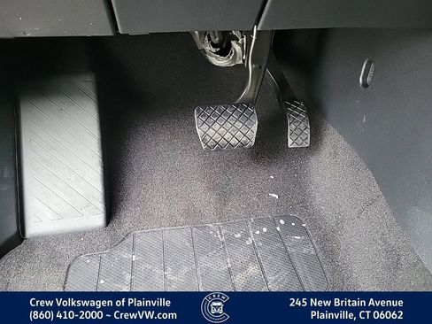 New 2026 Volkswagen Atlas SE image 36