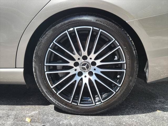Used 2022 Mercedes-Benz C 300 Sedan w/ Exclusive Trim Package image 7
