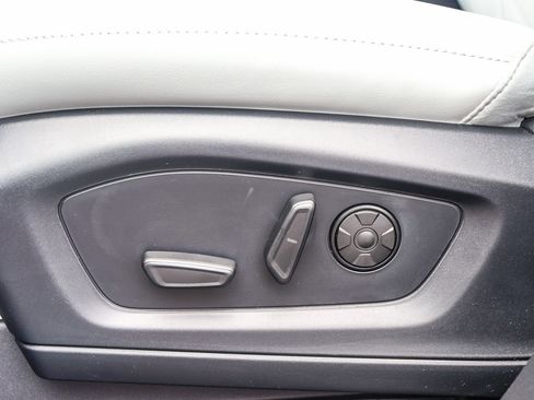 New 2026 Ford Explorer Platinum w/ LUX Leather Package AWD/4WD image 22