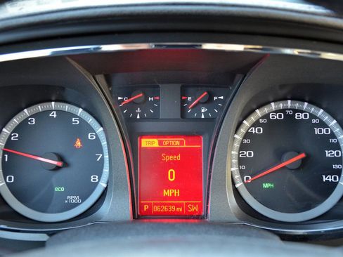 Used 2017 GMC Terrain SLT image 18