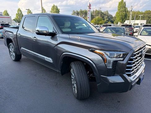 Used 2025 Toyota Tundra Capstone AWD/4WD image 3
