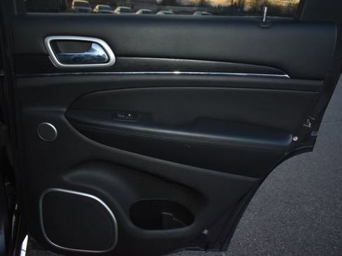 Used 2018 Jeep Grand Cherokee Summit AWD/4WD image 46