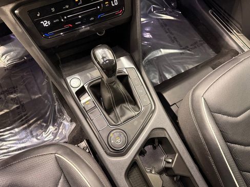 Used 2024 Volkswagen Tiguan SEL R-Line image 19