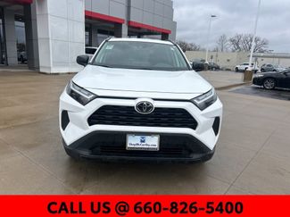Used 2025 Toyota RAV4 LE video 2